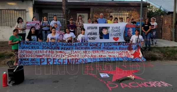 Baigorria: pintaron una estrella roja a dos años del crimen de Lautaro Aranda