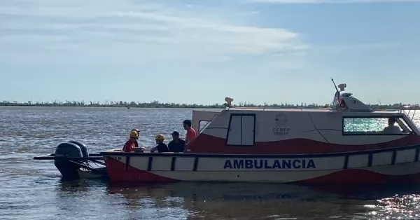 Rescataron a una persona herida sobre el río en Puerto San Martín