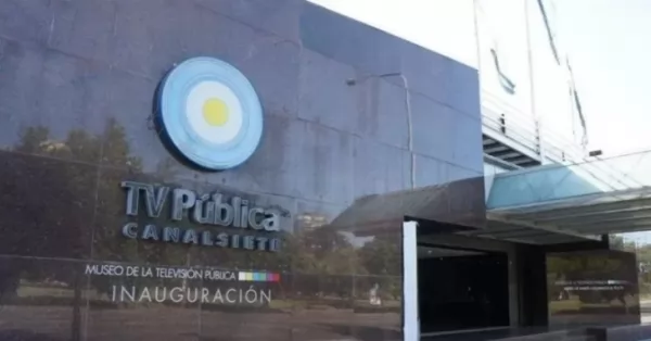 Apagón de medios públicos: Las redes sociales de la TV Pública y Radio Nacional dejarán de funcionar