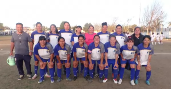 Fútbol femenino: Vila y Argentino ganaron y lideran la tabla