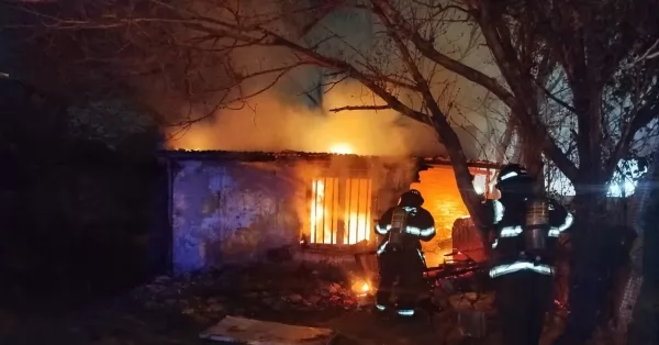 Incendio en una vivienda abandonada de San Lorenzo