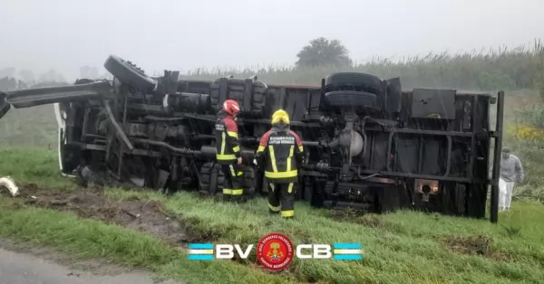 Corte total de la Autopista Rosario - Santa Fe a la altura de San Lorenzo sentido al sur  