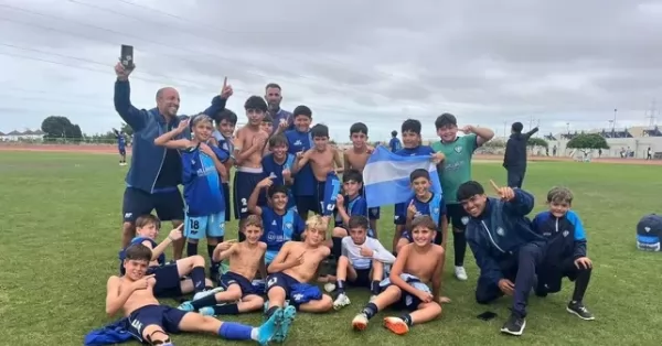 Sanlorencinos campeones en Chile y una campaña solidaria llamada “la yerba del campeón”