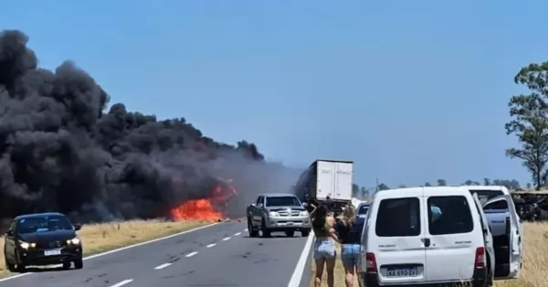 Tres camiones protagonizaron un accidente fatal en la Ruta Nacional N°7 