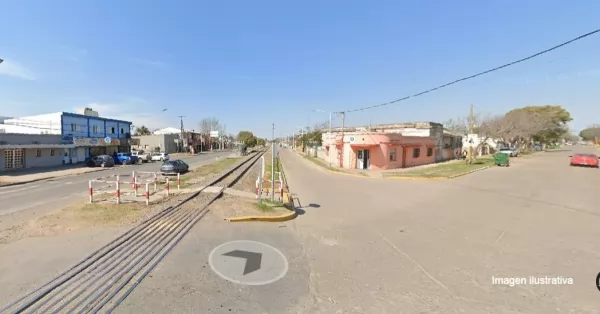 Timbúes: El dueño de un supermercado discutió con unos repartidores y los corrió con una cuchilla 