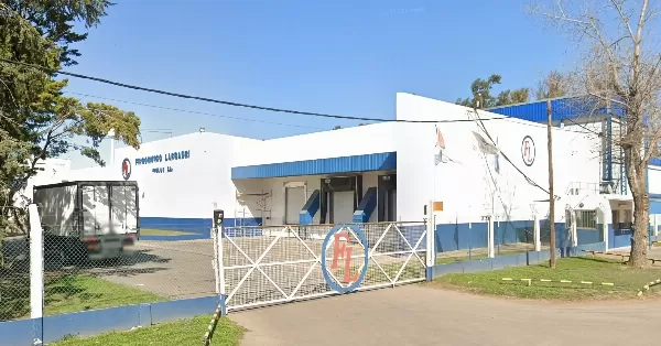 Andino: se hicieron pasar por empleados de un frigorífico, redujeron al personal y robaron dinero  