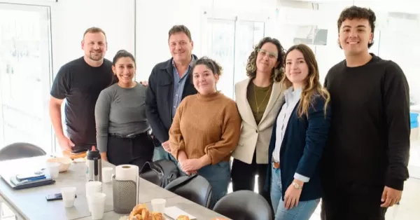 Jóvenes de San Lorenzo acceden a cursos de oficios de la UNR gracias a un acuerdo con la Municipalidad