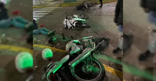 Joven alcoholizada embistió con su auto a cinco motociclistas en Bermúdez: uno está grave 