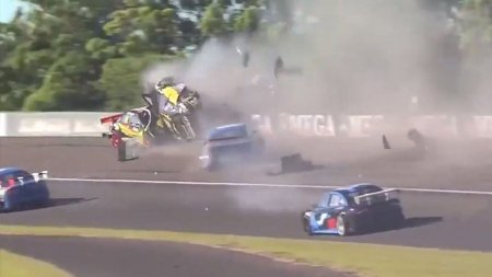 El Dipy provocó un impresionante accidente en el Top Race de Paraná