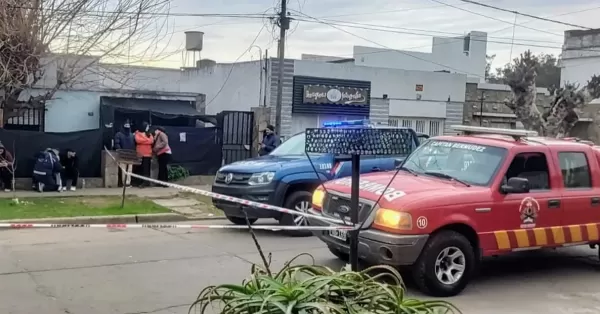 Capitán Bermúdez: se encuentra en estado crítico la mujer que resultó gravemente herida en el trágico incendio de su vivienda