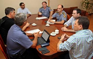 Raimundo gestionó más aportes en seguridad ante autoridades policiales 