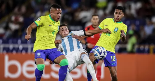 Argentina perdió con Brasil y compromete sus chances en el Sudamericano Sub ´20
