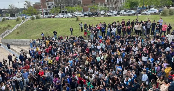 Estudiantes de la UNR definieron el plan de lucha luego de vetado el presupuesto universitario