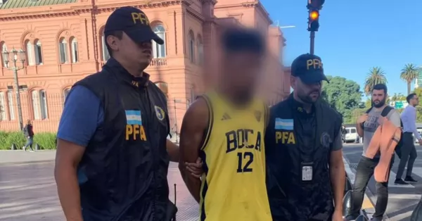 Un joven quisó entrar a la Casa Rosada con intenciones de asesinar al presidente 