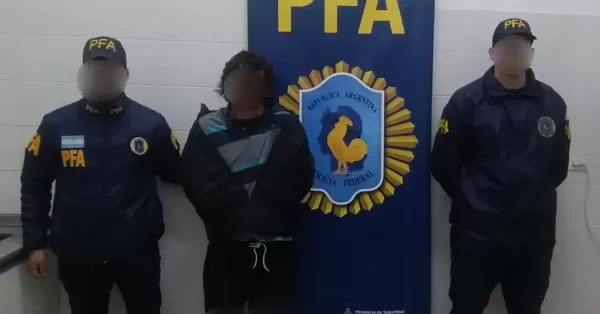 Detuvieron en Rosario a un prófugo acusado de comercializar drogas