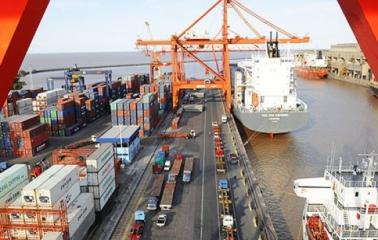 Sin operaciones en el puerto de Buenos Aires por la temporal del Martes