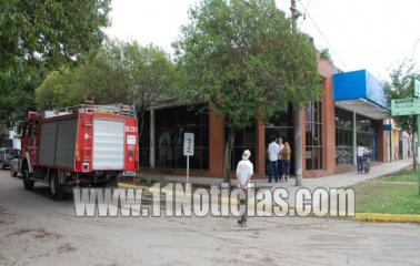 Principio de incendio en el banco Macro