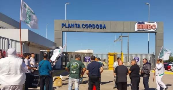 Por la caída en las ventas, despidieron a 20 trabajadores de la fábrica de Bimbo en Córdoba 