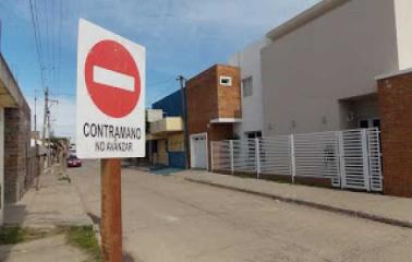 Cambio de sentido de circulación en calle Blas Parera