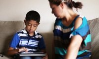 La Niñez, sus derechos y la brecha digital en la educación