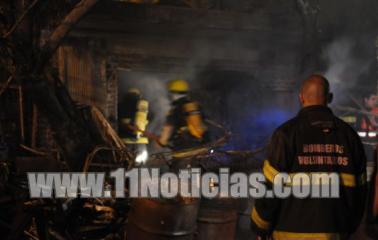 Incendio en barrio retiro