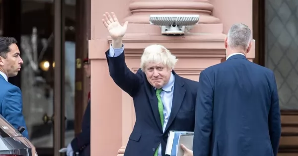 El ex primer ministro inglés Boris Johnson fue recibido en Casa Rosada por el presidente Javier Milei