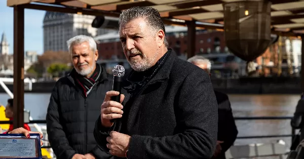 Botaron la lancha ZEYA LP: “Todavía hay esperanza de recuperar la Marina Mercante”