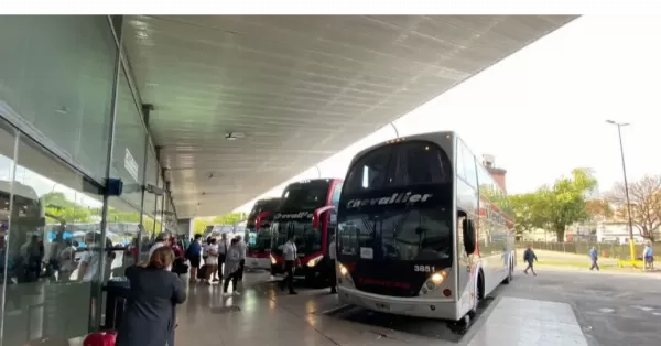 Una provincia que no mira al interior: por los aumentos de nafta suspendieron colectivos al oeste y el sur santafesino