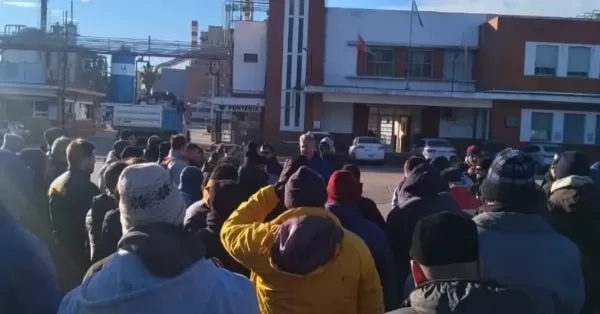Celulosa: vigiladores lanzan paro y movilización por el no pago del aguinaldo