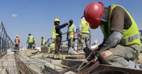 Radiografía del empleo formal durante Milei: Más monotributistas y gran caída en la construcción 