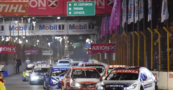 ¿Vuelve el callejero?: El nuevo intendente santafesino señaló que quiere “escuchar” una propuesta del TC2000 para volver a correr en las calles de la ciudad	