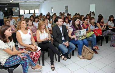 Capacitan a docentes para que detecten  problemas visuales en las escuelas