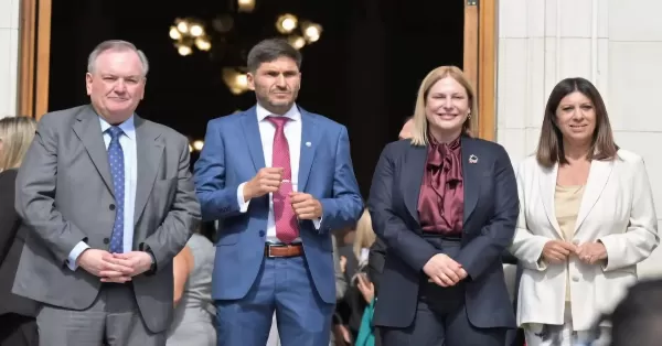 Clara Garcia: “la infraestructura y la logística de la Cámara están a disposición para que sea la sede de la Convención Constituyente”