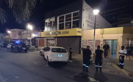 Esta madrugada: Impresionante accidente en calle Oroño y Dorrego 