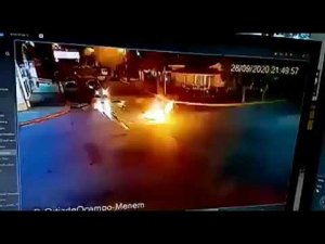 Choque y explosión de motos en la Rioja