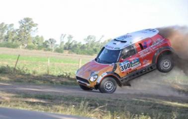 El primer accidente del Dakar 2016 fue en la largada