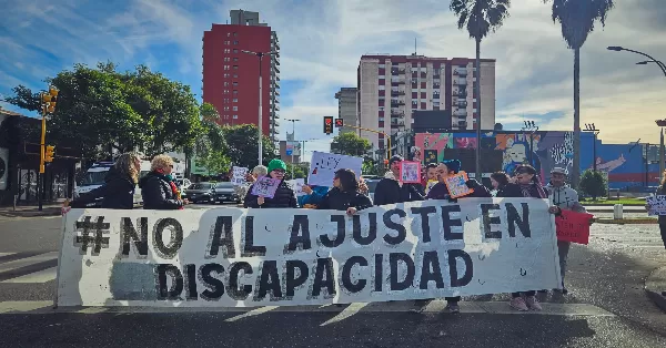 Emergencia en Discapacidad: realizaron una movilización exigiendo el tratamiento de la ley