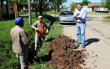 Comenzó importante obra de desagüe en barrio Moreno