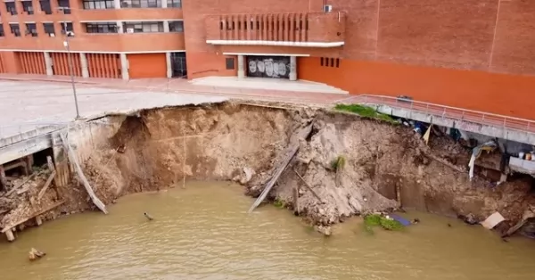 Hubo un nuevo derrumbe en la zona del Parque España de Rosario