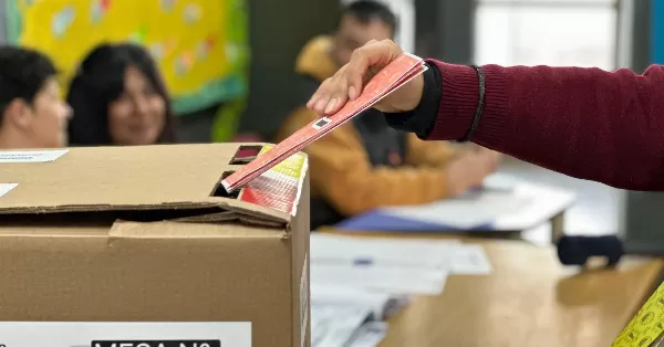Elecciones en Santa Fe: abrieron los comicios y hubo escasa participación durante la mañana por el frío
