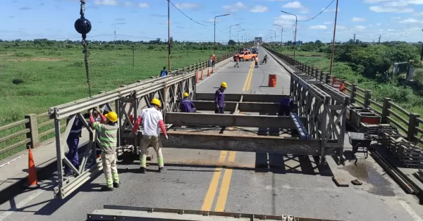 Santa Fe: comenzaron el montaje del puente Bailey sobre el Puente Carretero