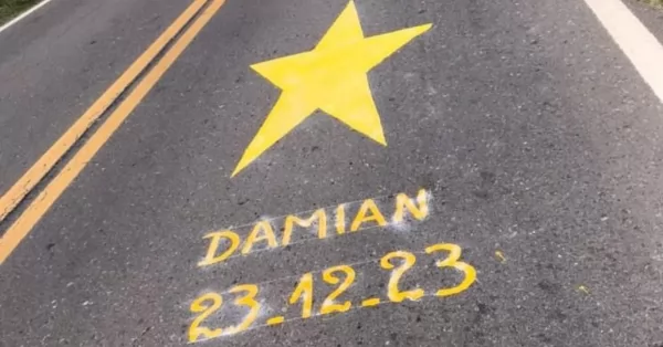 Pintaron una estrella amarilla en Ruta 91 en homenaje a motociclista que murió en un accidente
