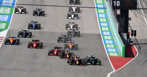 Verstappen ganó el Gran Premio de Estados Unidos y estira su ventaja en la Fórmula 1