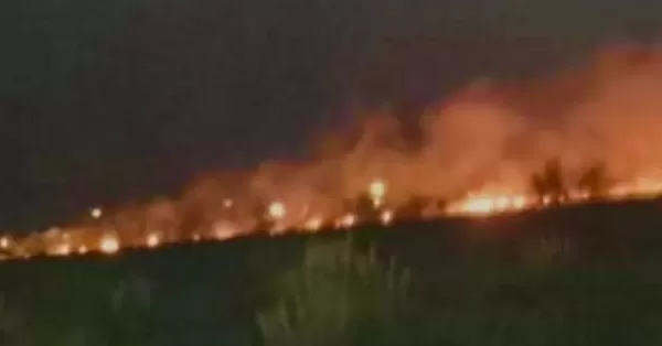 Volvieron los incendios en las islas y en pastizales de la región   