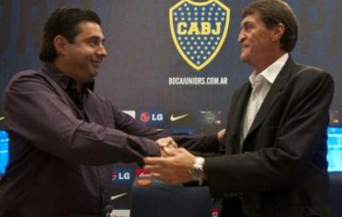 Renunció Falcioni tras la pelea con Juan Román Riquelme