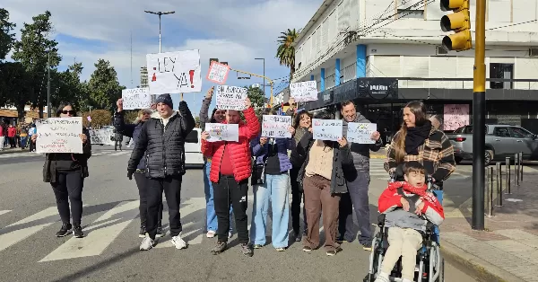 Realizarán una movilización en San Lorenzo en contra del veto de Milei a la Ley de Emergencia en Discapacidad