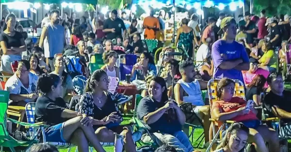 Capitán Bermúdez celebra su 54° aniversario con un picnic bajo las estrellas