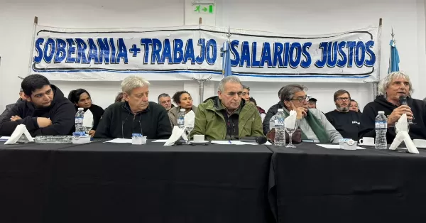 El Frente de Lucha por la Soberanía, el Trabajo Digno y los Salarios Justos ratificó su movilización contra el ajuste y la entrega del país