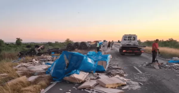 Impactante choque múltiple en el enlace Rosario-Victoria: largas demoras y un herido