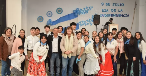 Puerto: Luciano Mandón donará su sueldo a los alumnos de la secundaria 328